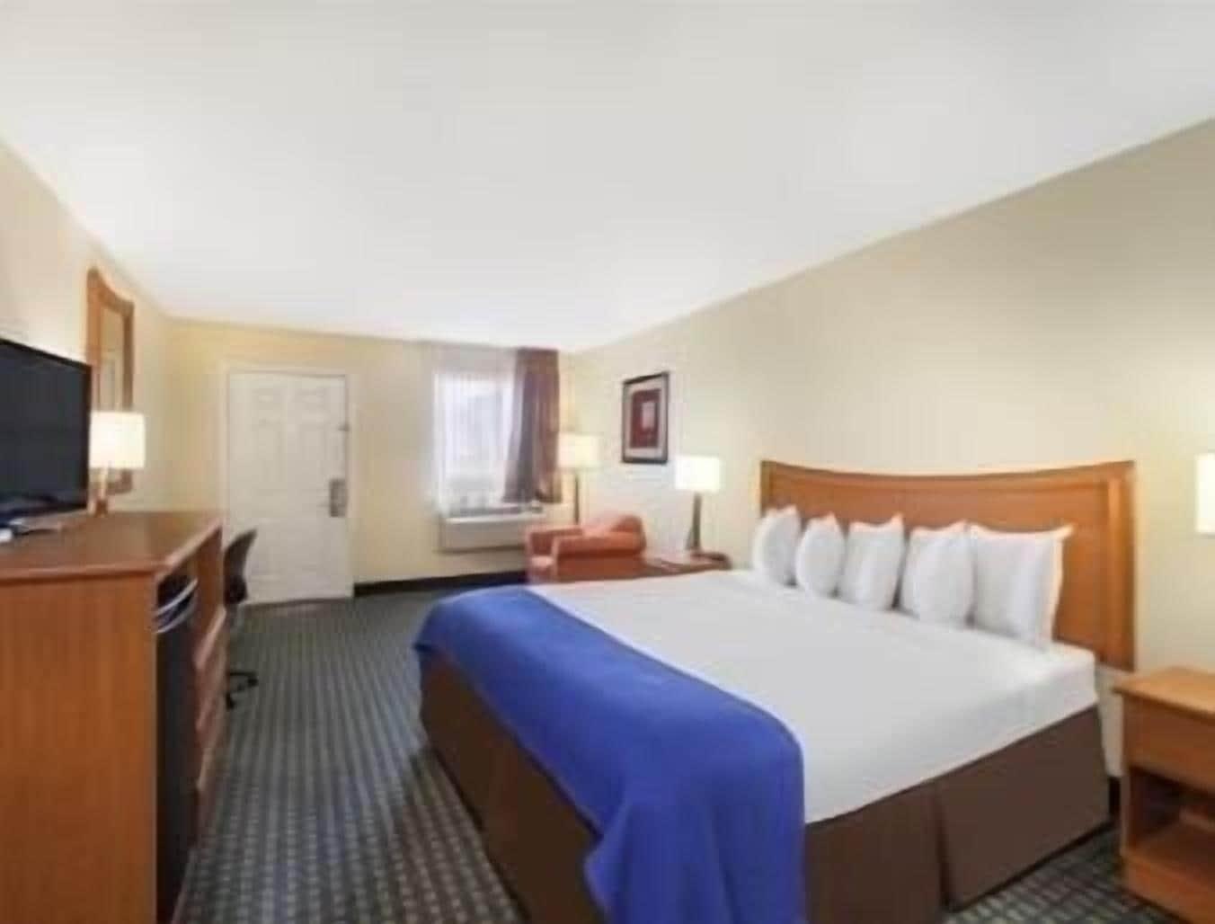 Travelodge By Wyndham Натчиточес Экстерьер фото