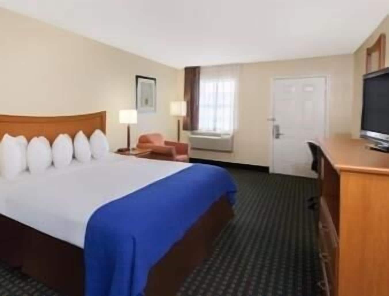Travelodge By Wyndham Натчиточес Экстерьер фото